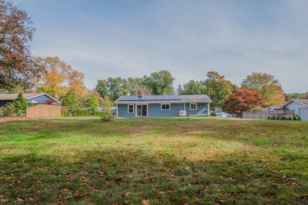 8 Clara Rd
