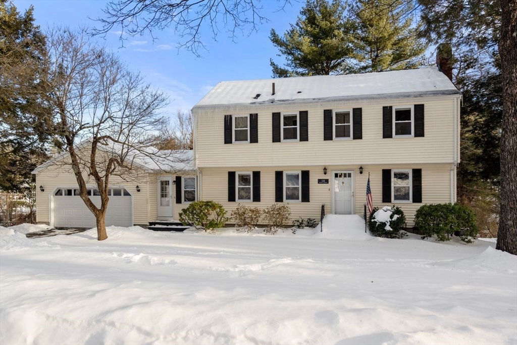 18 Seneca Dr