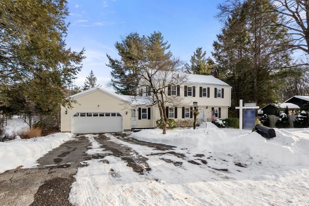 18 Seneca Dr
