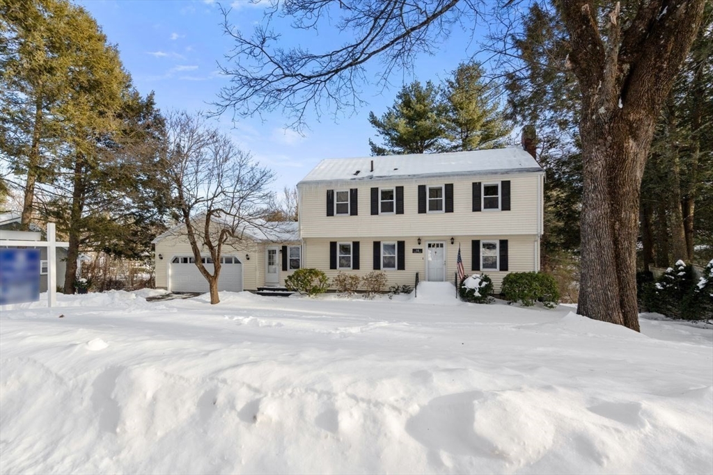 18 Seneca Dr