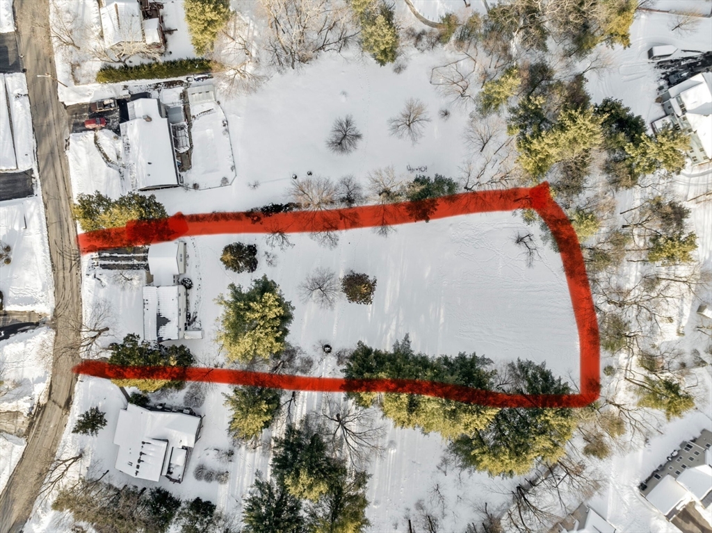 18 Seneca Dr