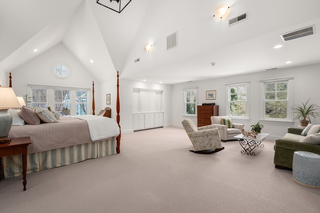 25 Plantation Circle