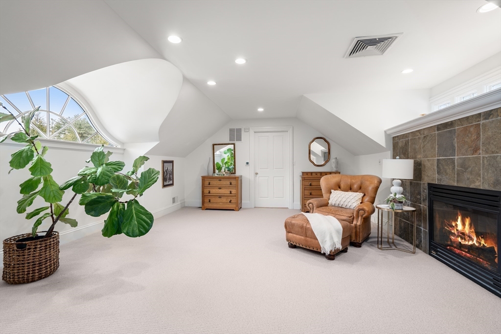 25 Plantation Circle