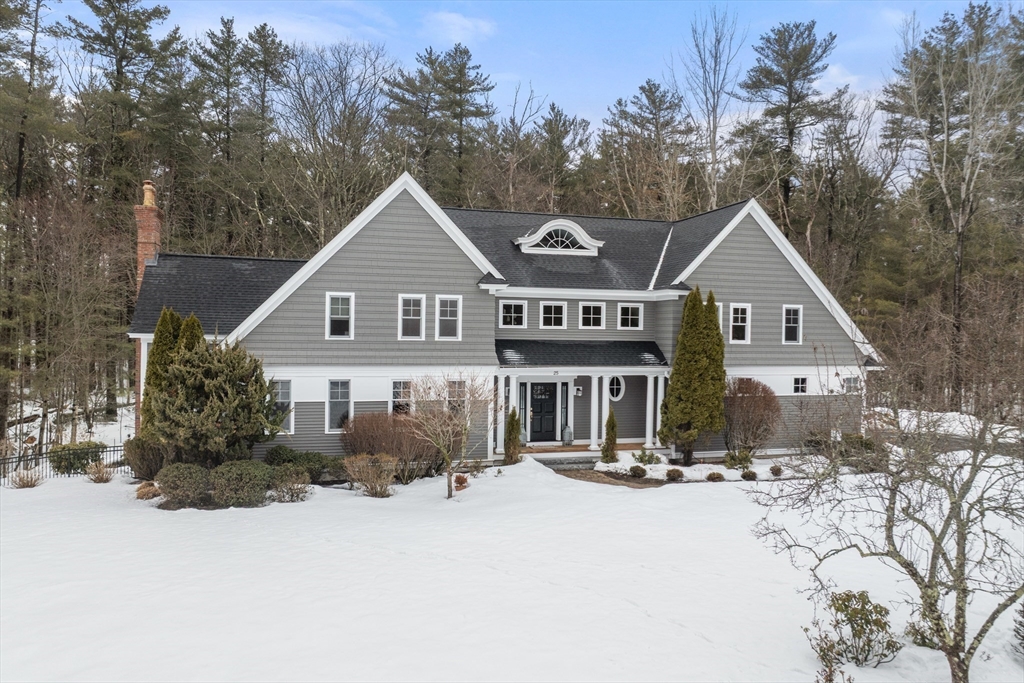 25 Plantation Circle