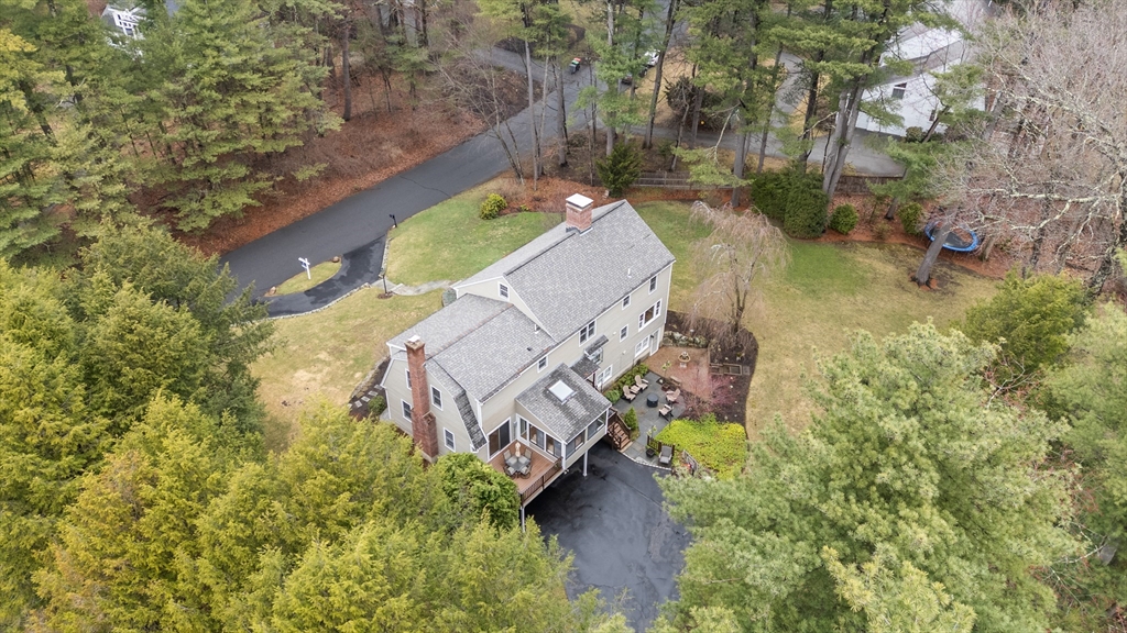 6 Chanticleer Road