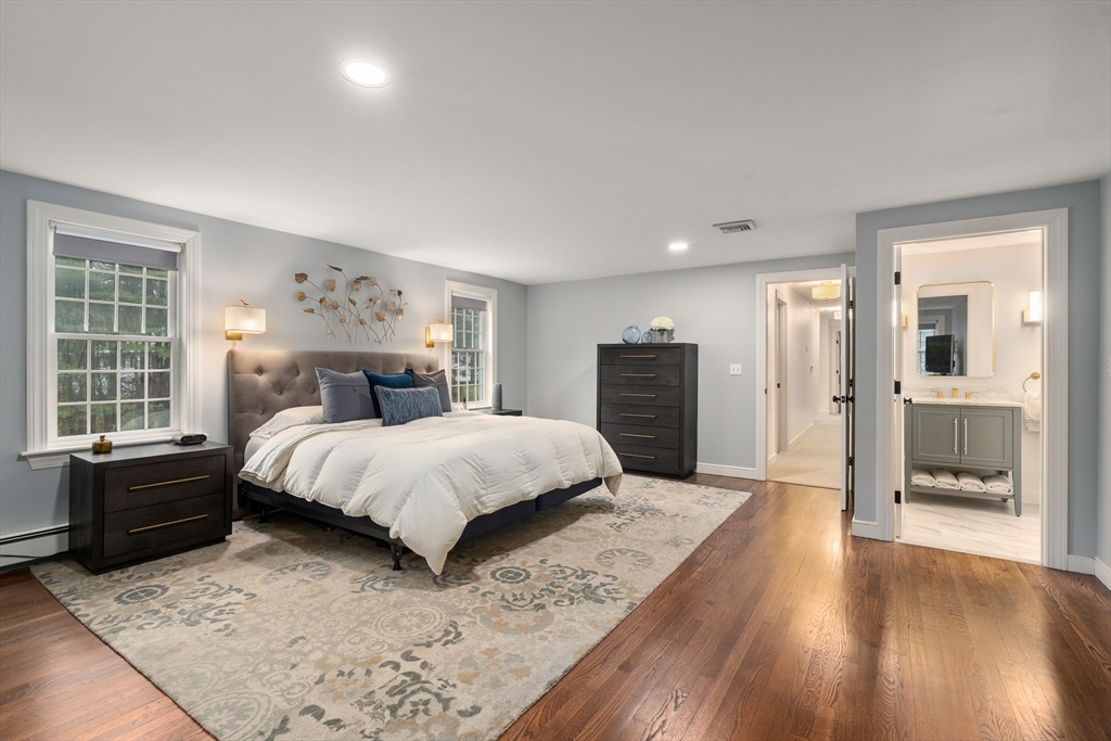 6 Chanticleer Road