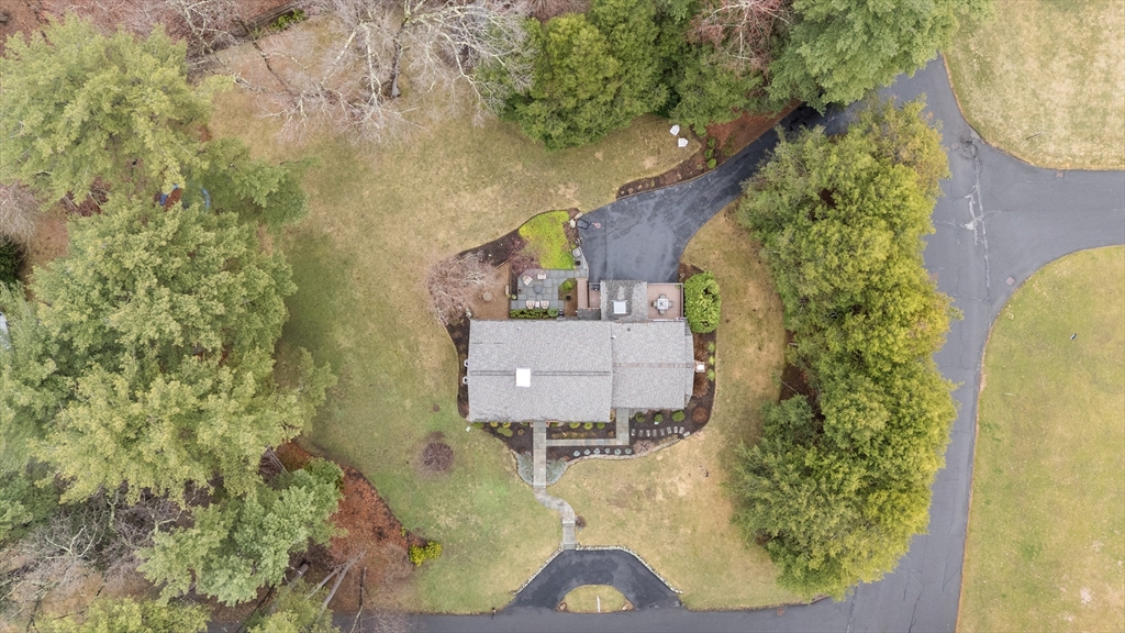 6 Chanticleer Road
