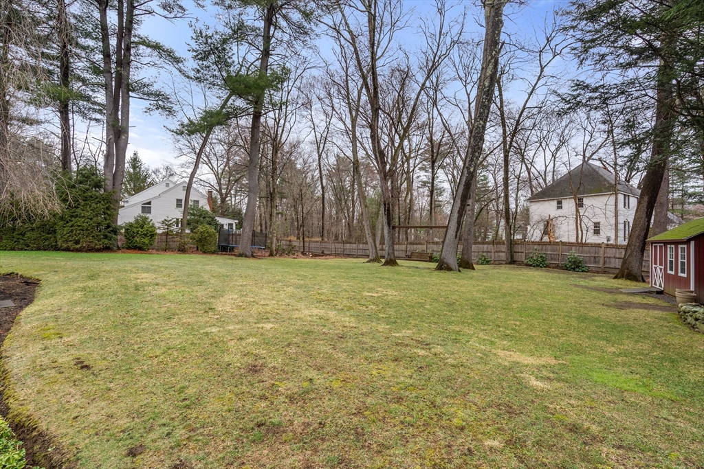 6 Chanticleer Road