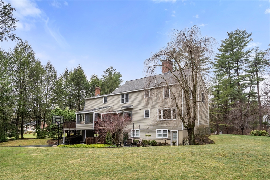 6 Chanticleer Road