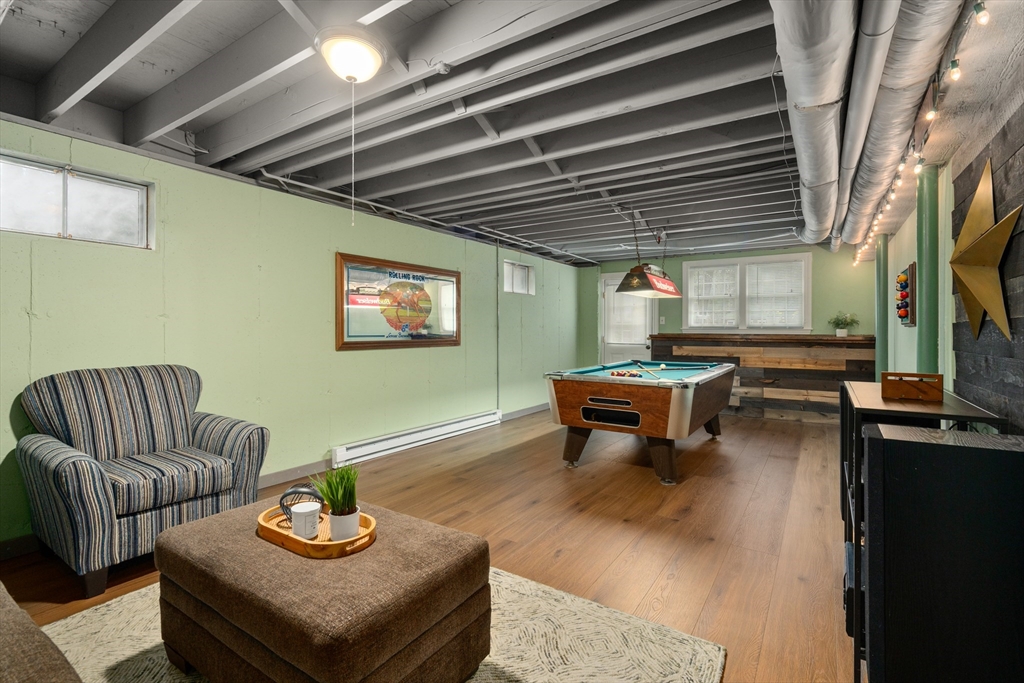 6 Chanticleer Road