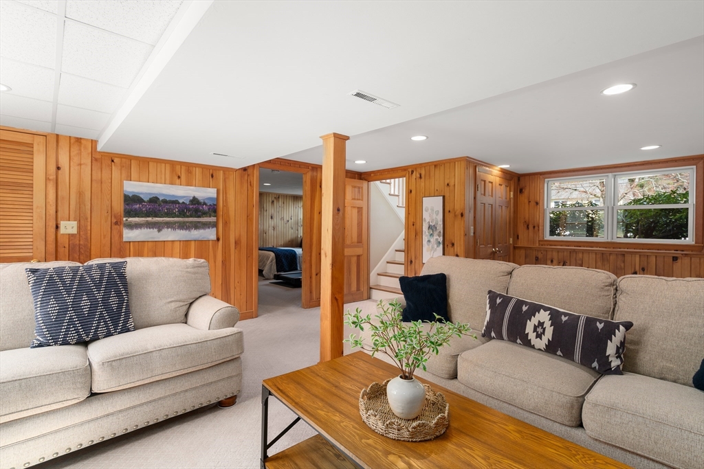 23 Alta Road