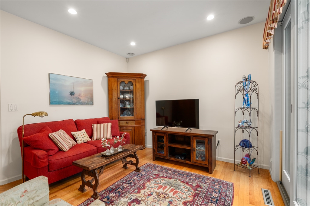 221 Nobscot Road # 221