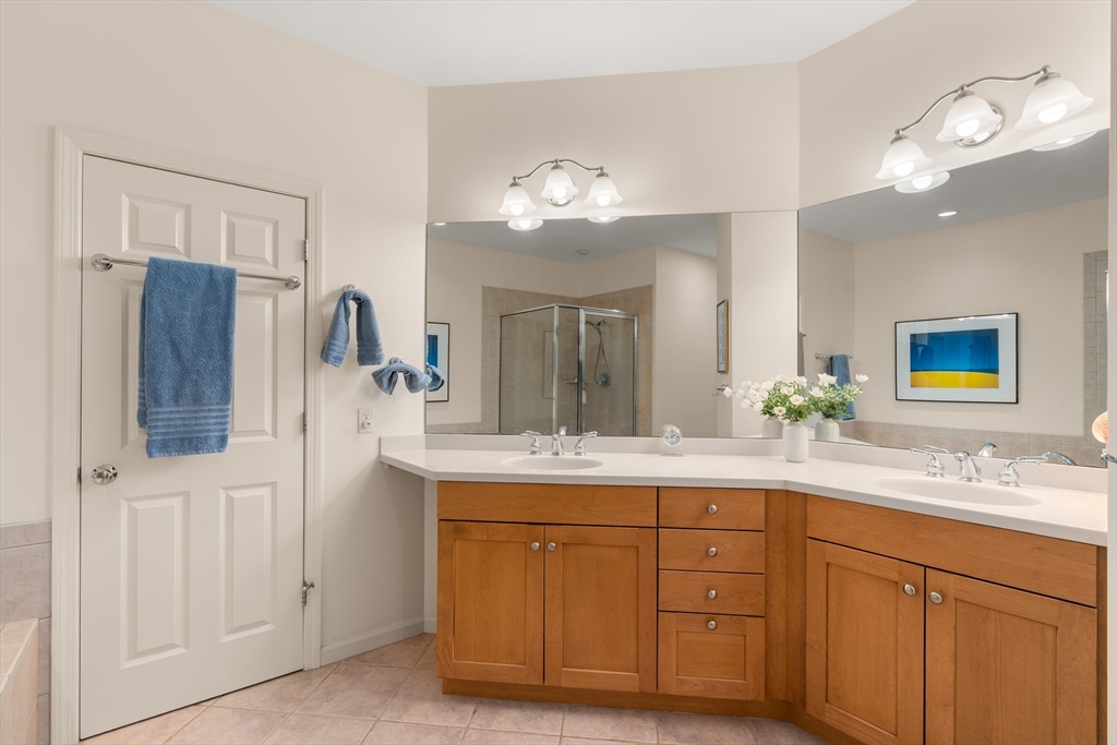 221 Nobscot Road # 221