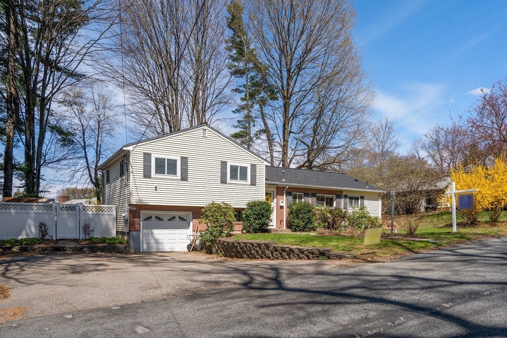 71 Delmar Ave