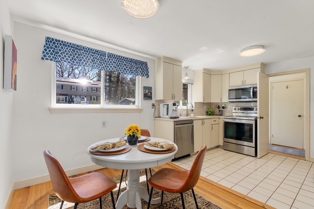 71 Delmar Ave