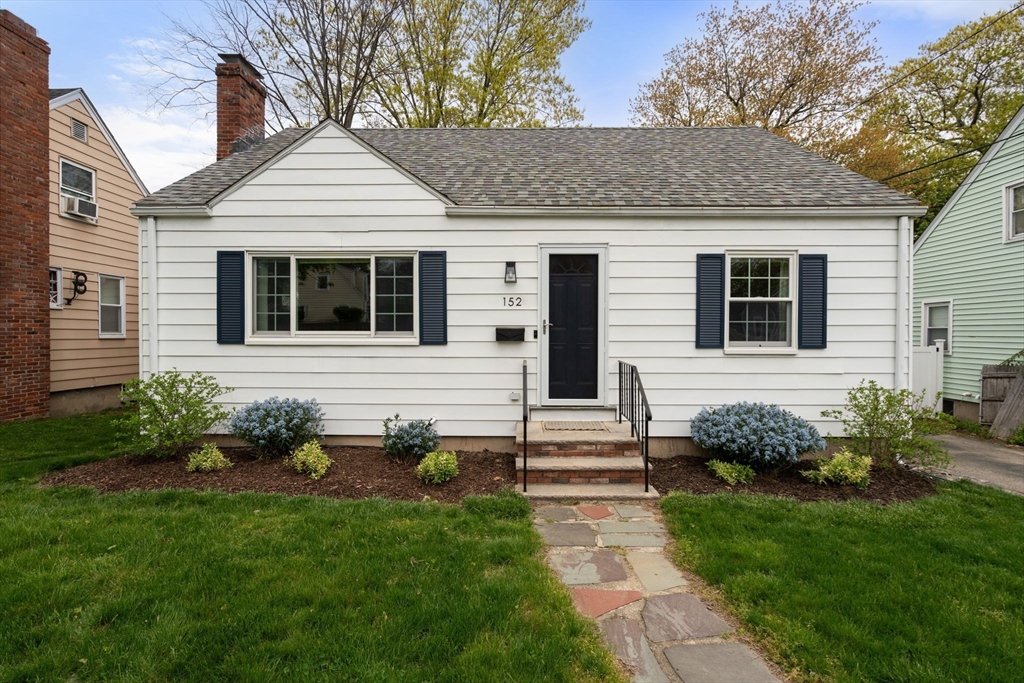 152 Sprague St