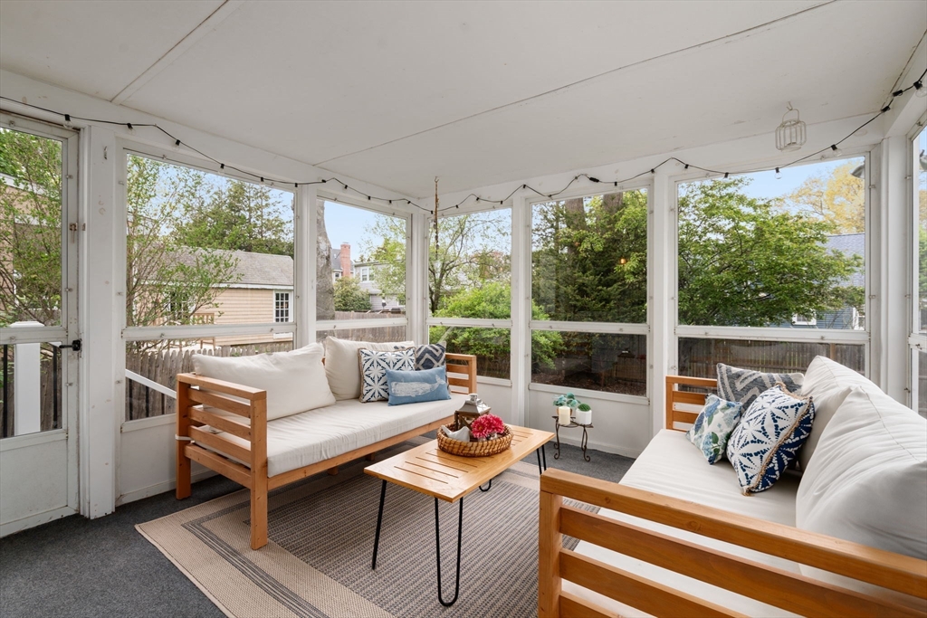 152 Sprague St