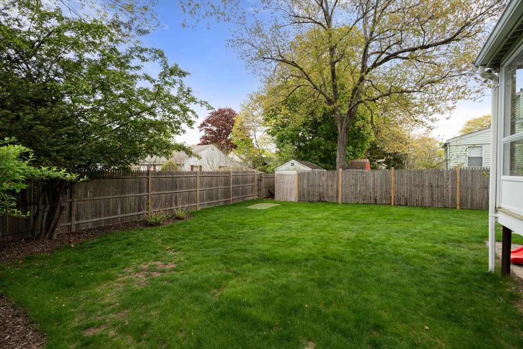 152 Sprague St