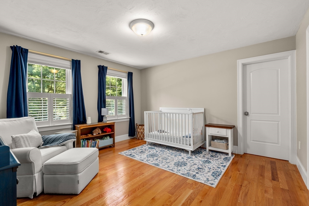 4 Twin Meadow Lane