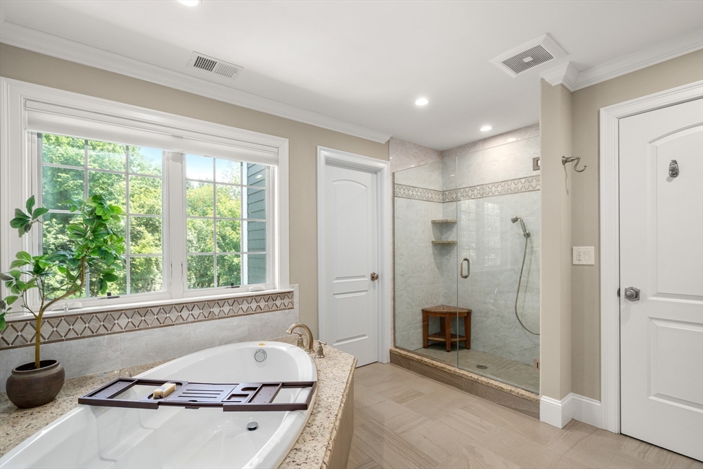 4 Twin Meadow Lane
