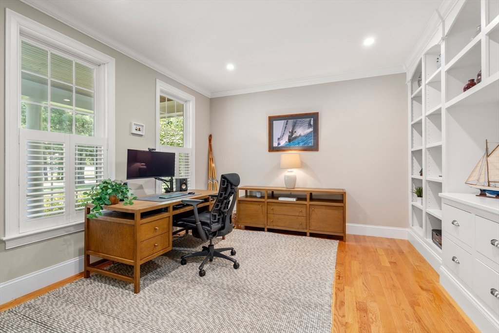 4 Twin Meadow Lane