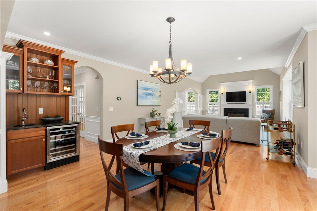 4 Twin Meadow Lane