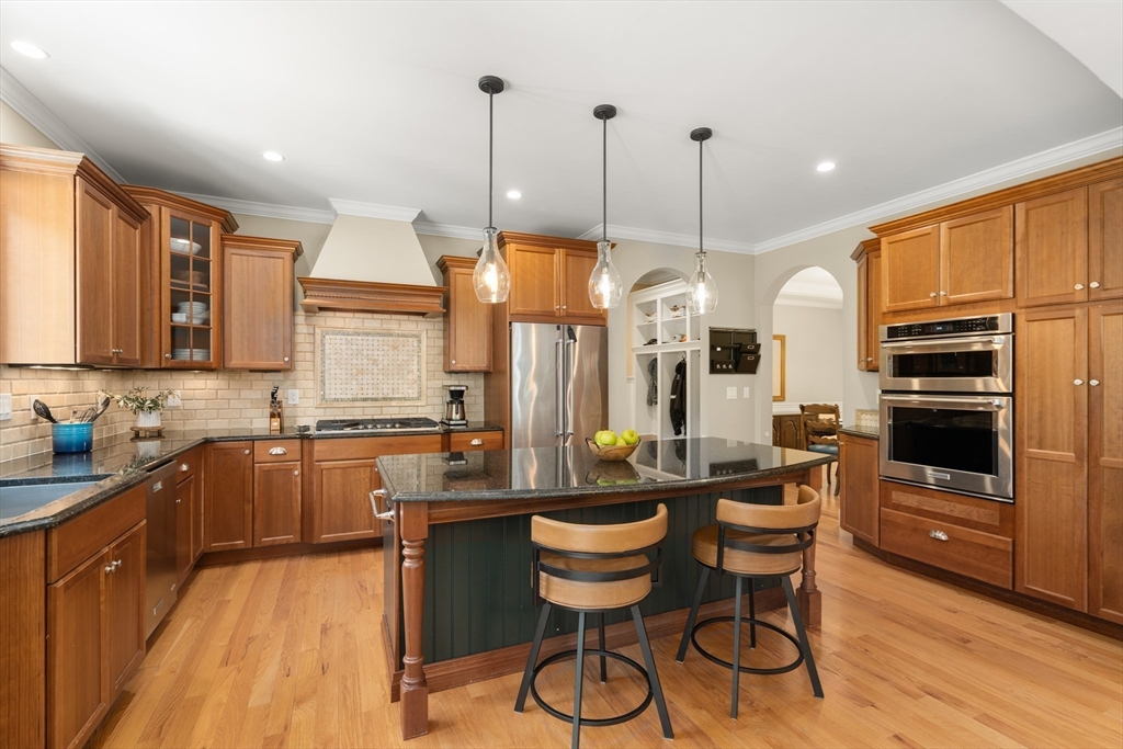 4 Twin Meadow Lane