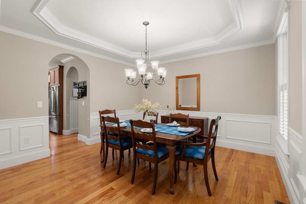 4 Twin Meadow Lane