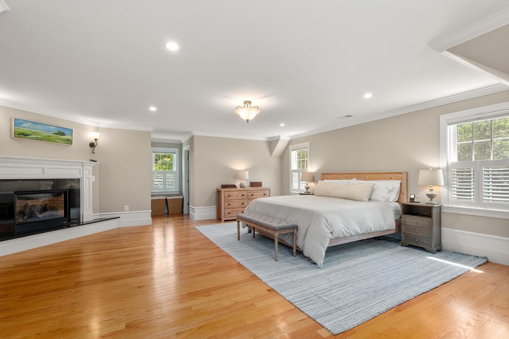 4 Twin Meadow Lane