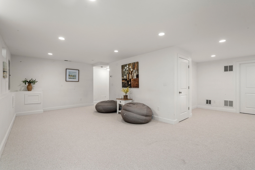 23 Basswood Ave