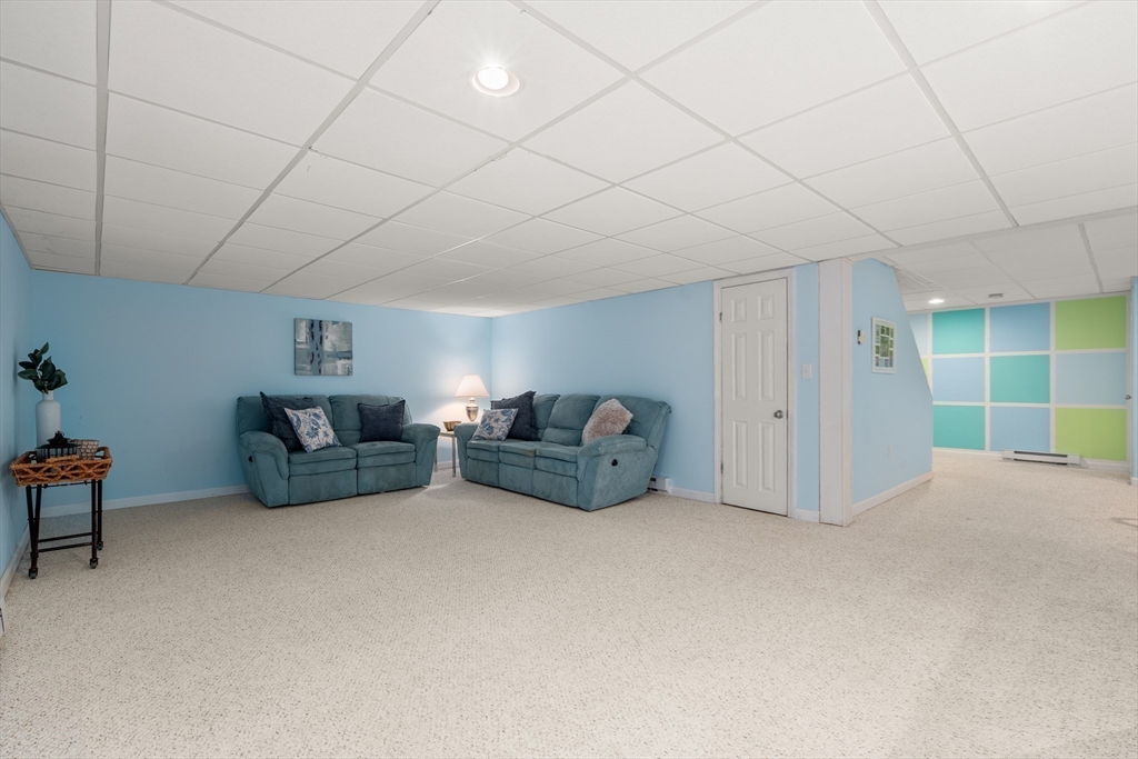 11 Rose Way