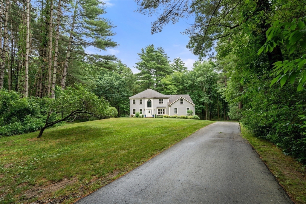 11 Rose Way