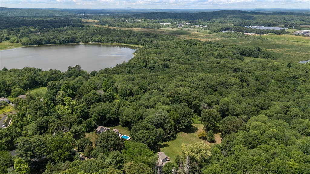175 Pelham Island Road