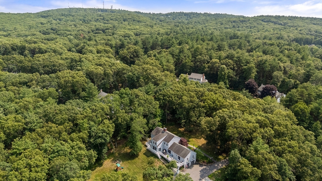6 Brimstone Lane
