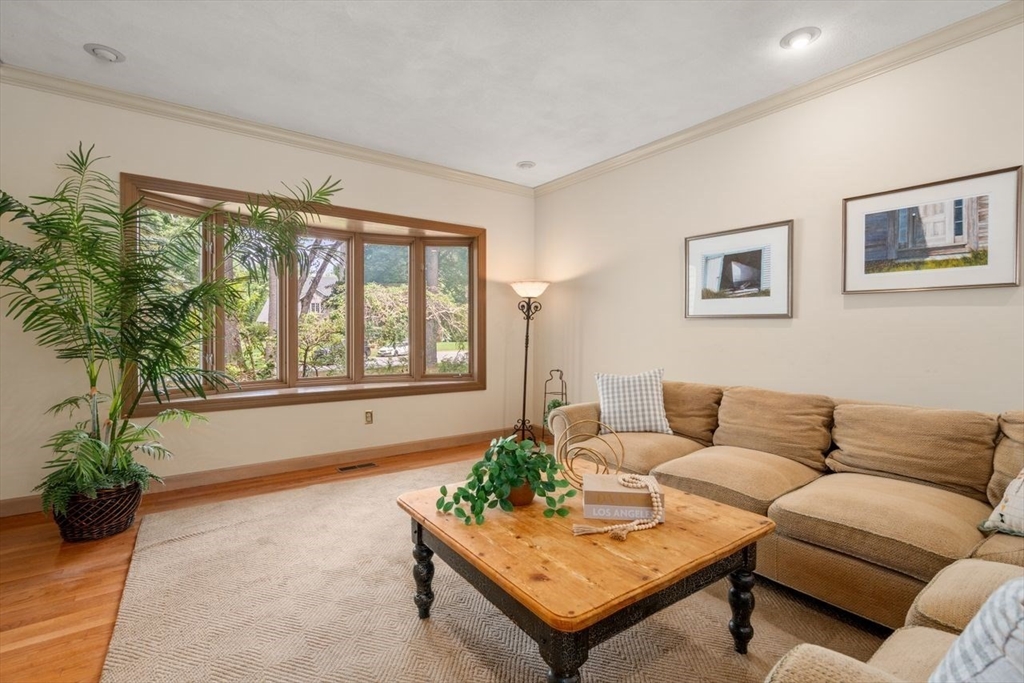 36 Saddle Ridge Road