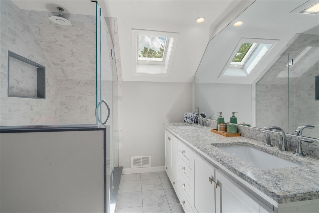 28 Beechwood