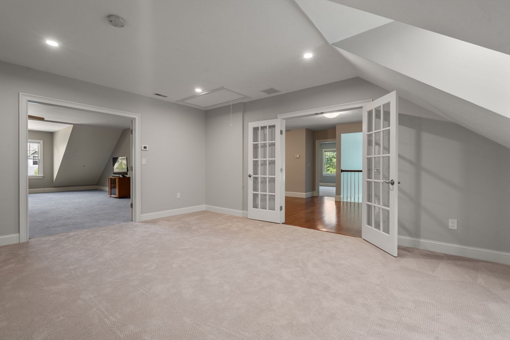 30 Nobscot Rd # 1