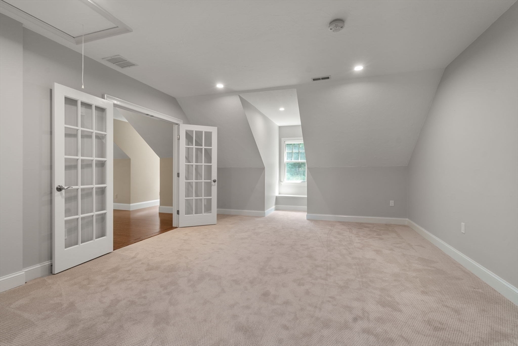 30 Nobscot Rd # 1