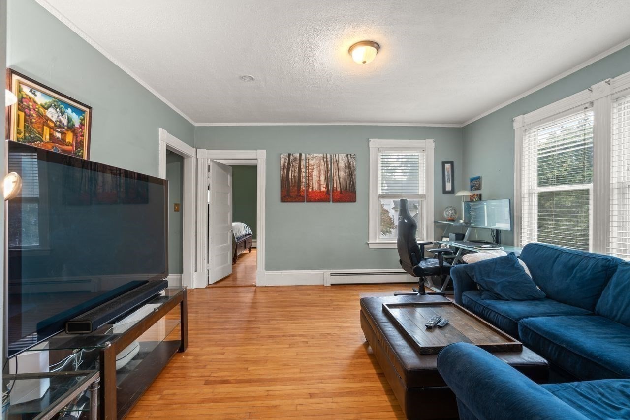 56 Warren Ave