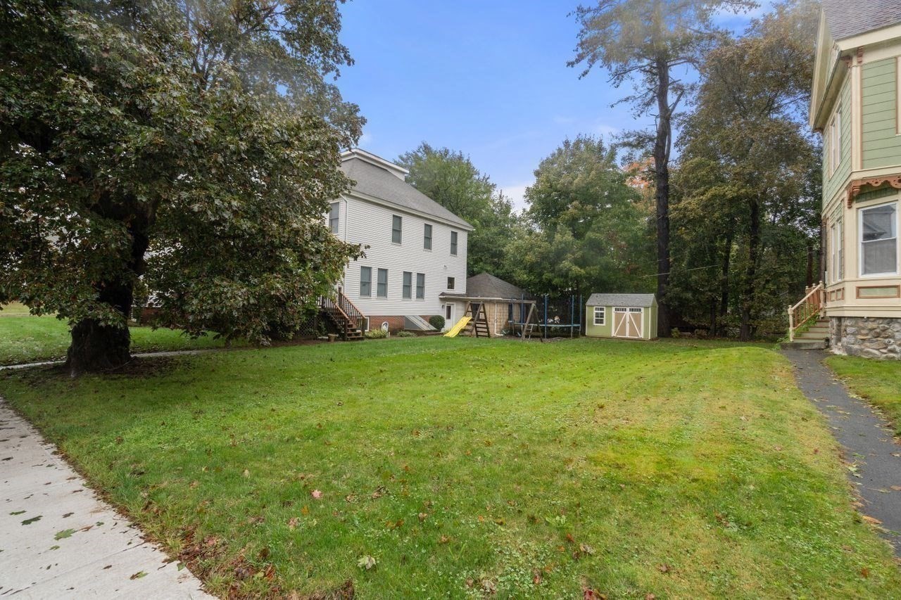 56 Warren Ave