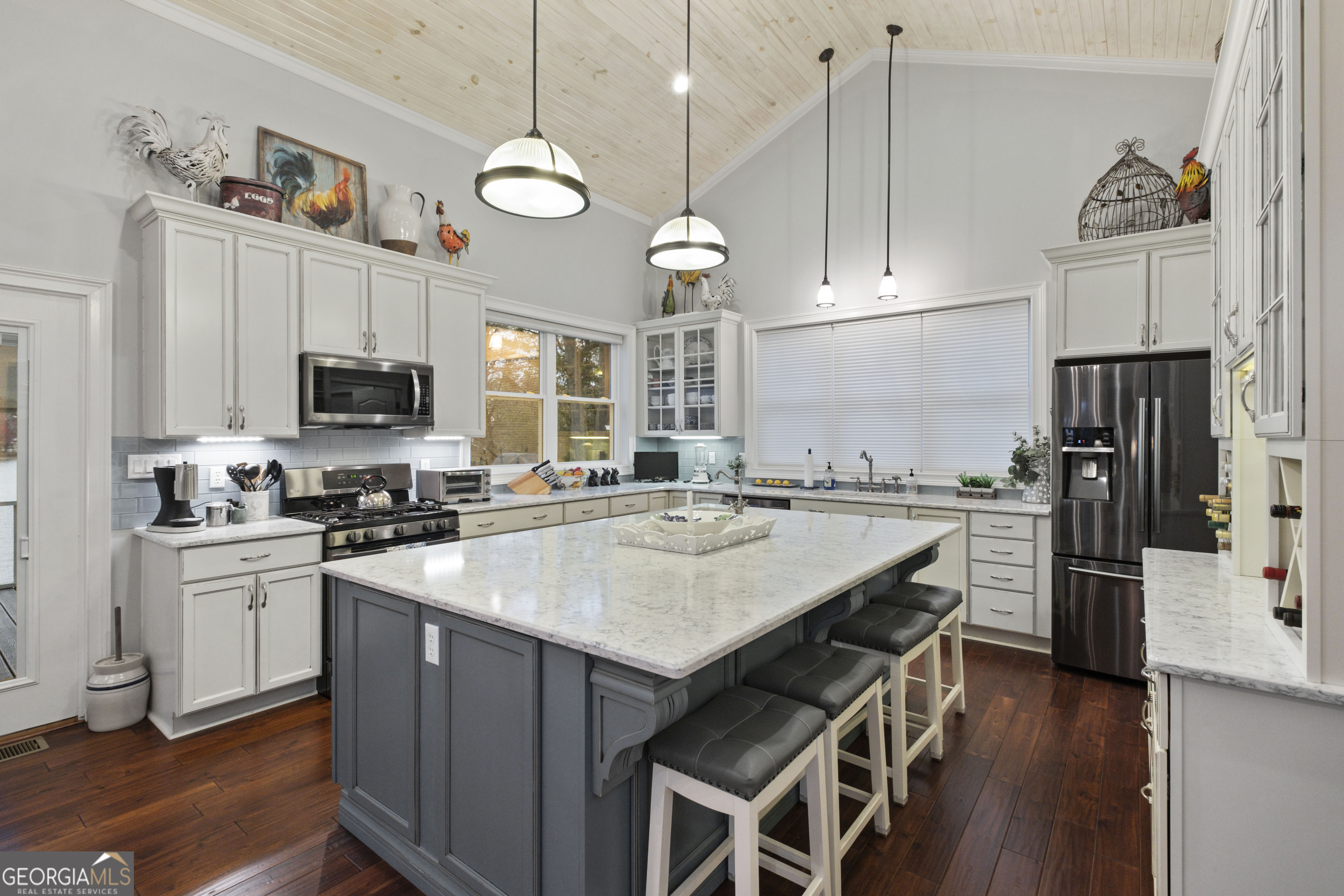 200 County Road 371