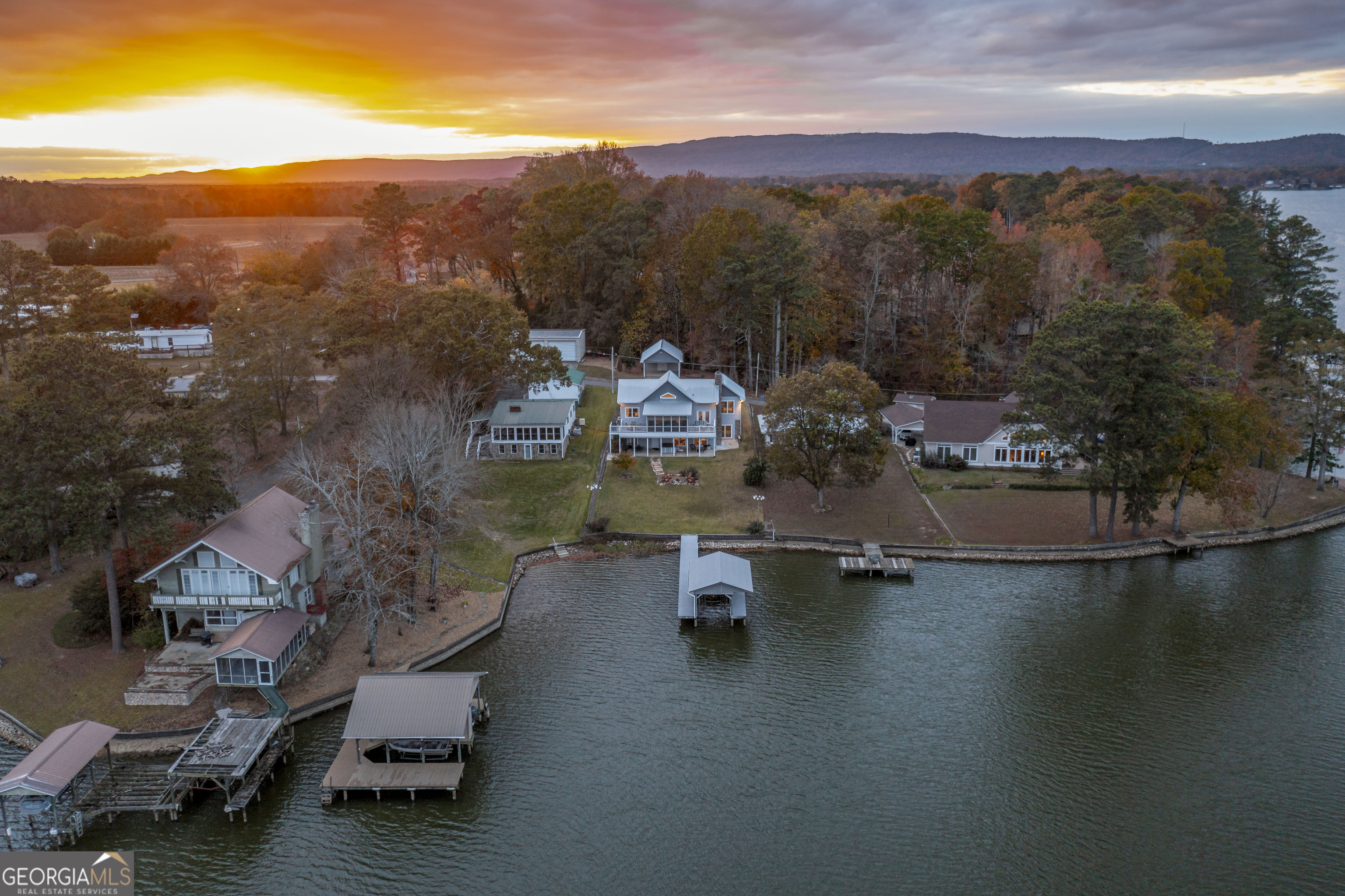 200 County Road 371