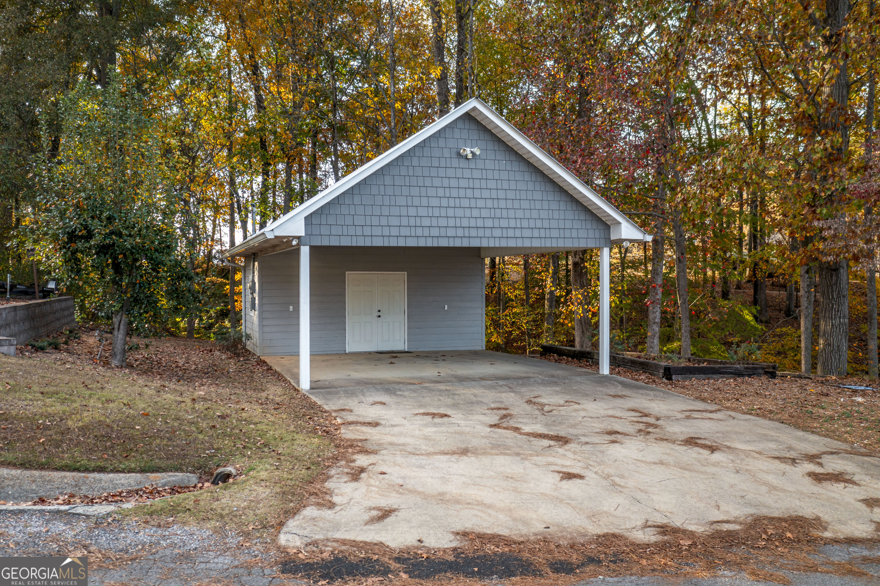 200 County Road 371