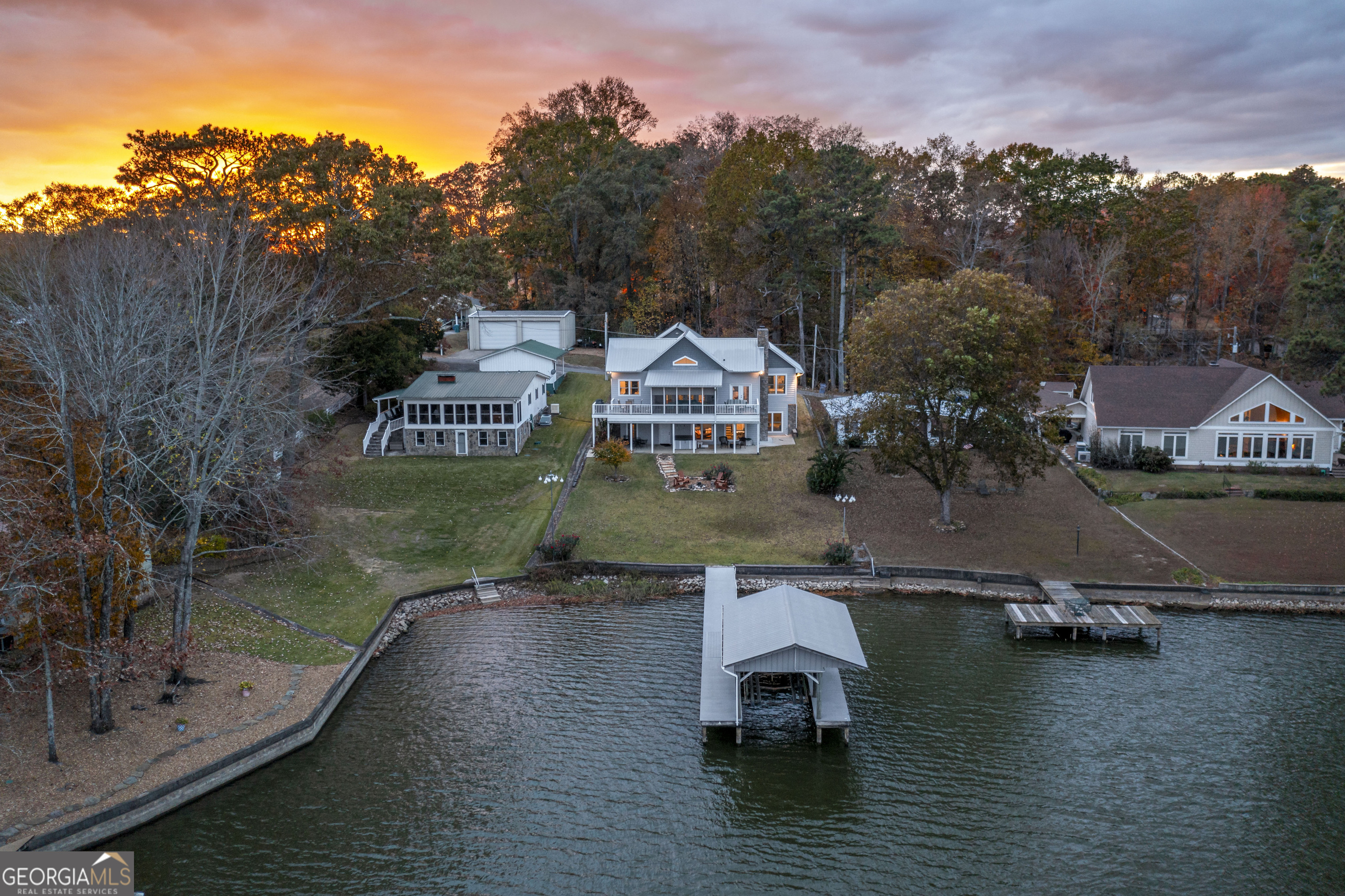 200 County Road 371