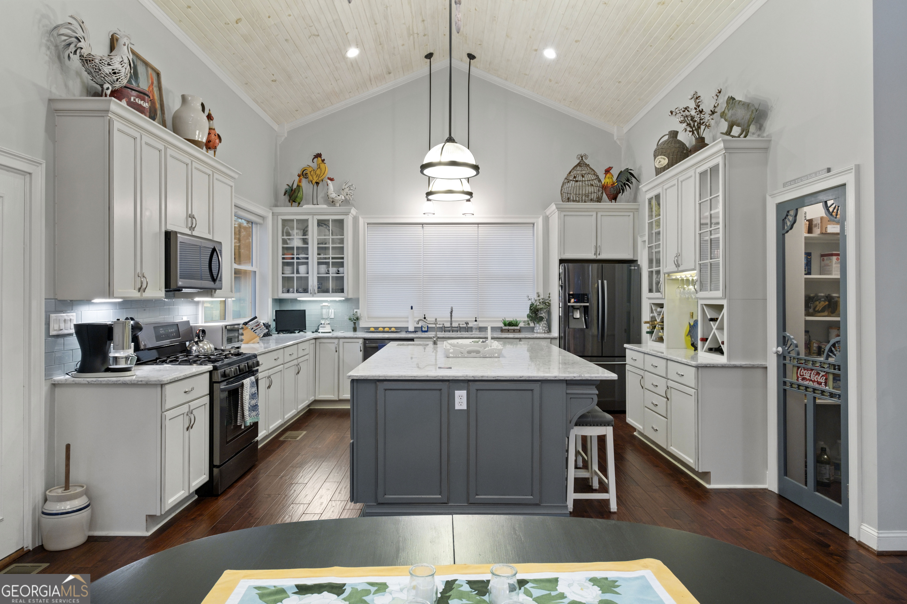 200 County Road 371