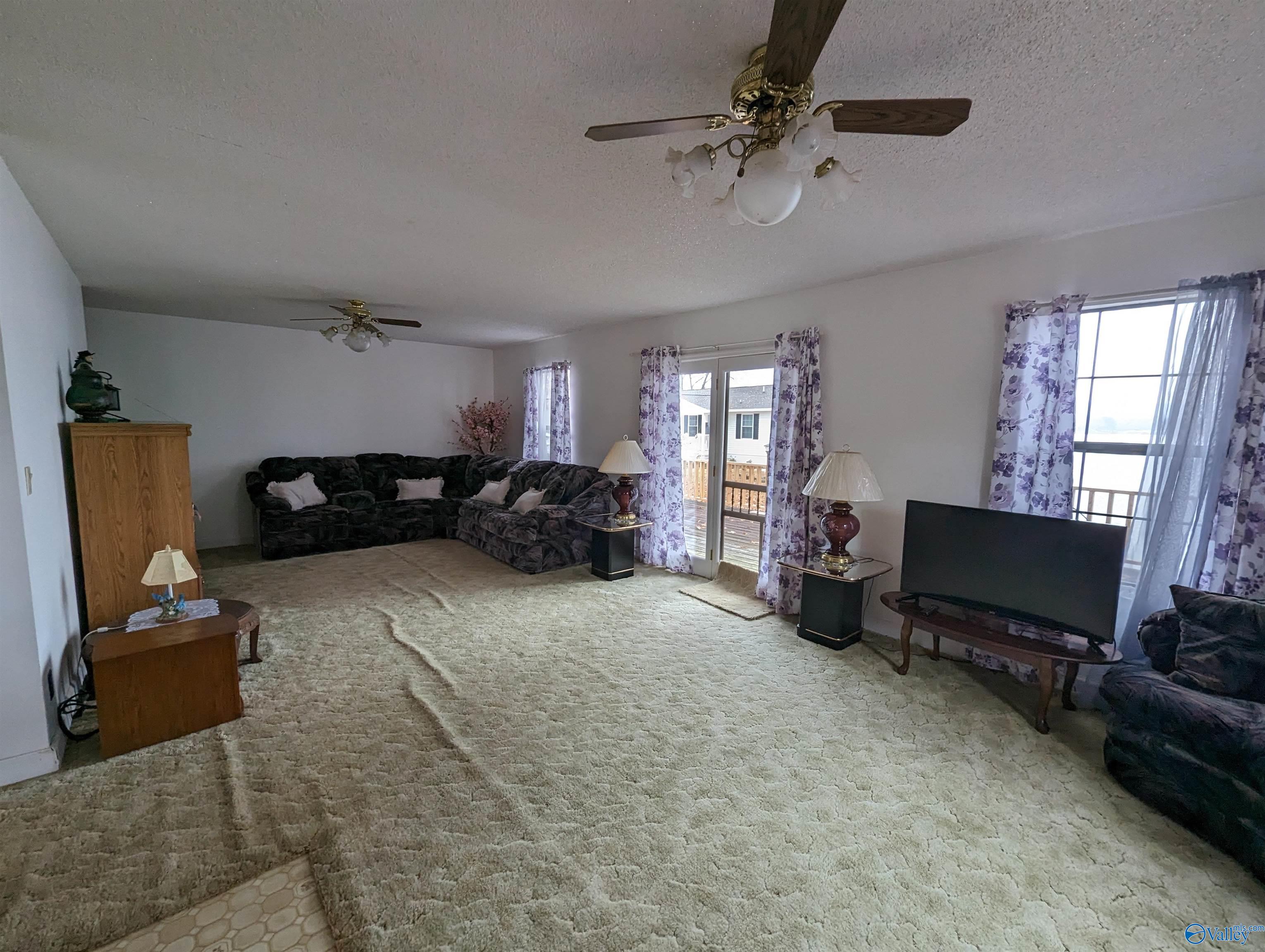 930 County Road 112