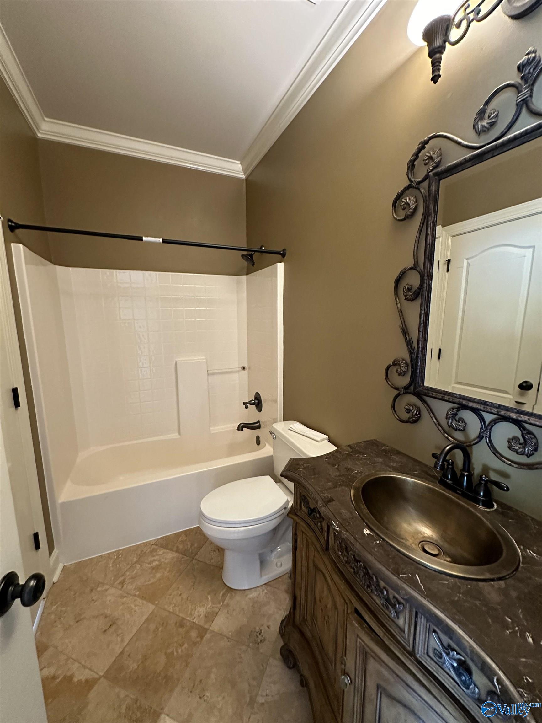 112 Deer Valley Parkway
