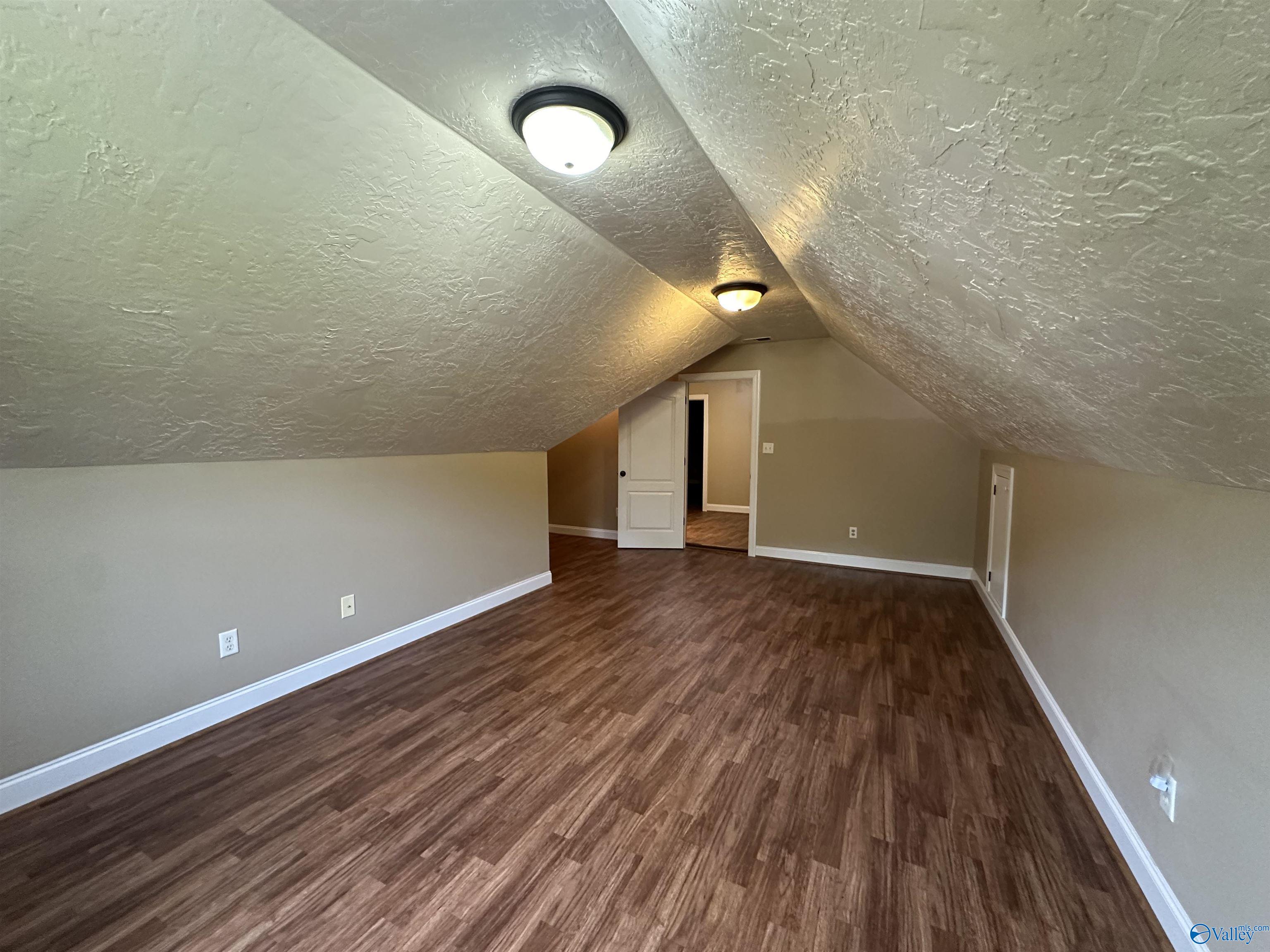 112 Deer Valley Parkway