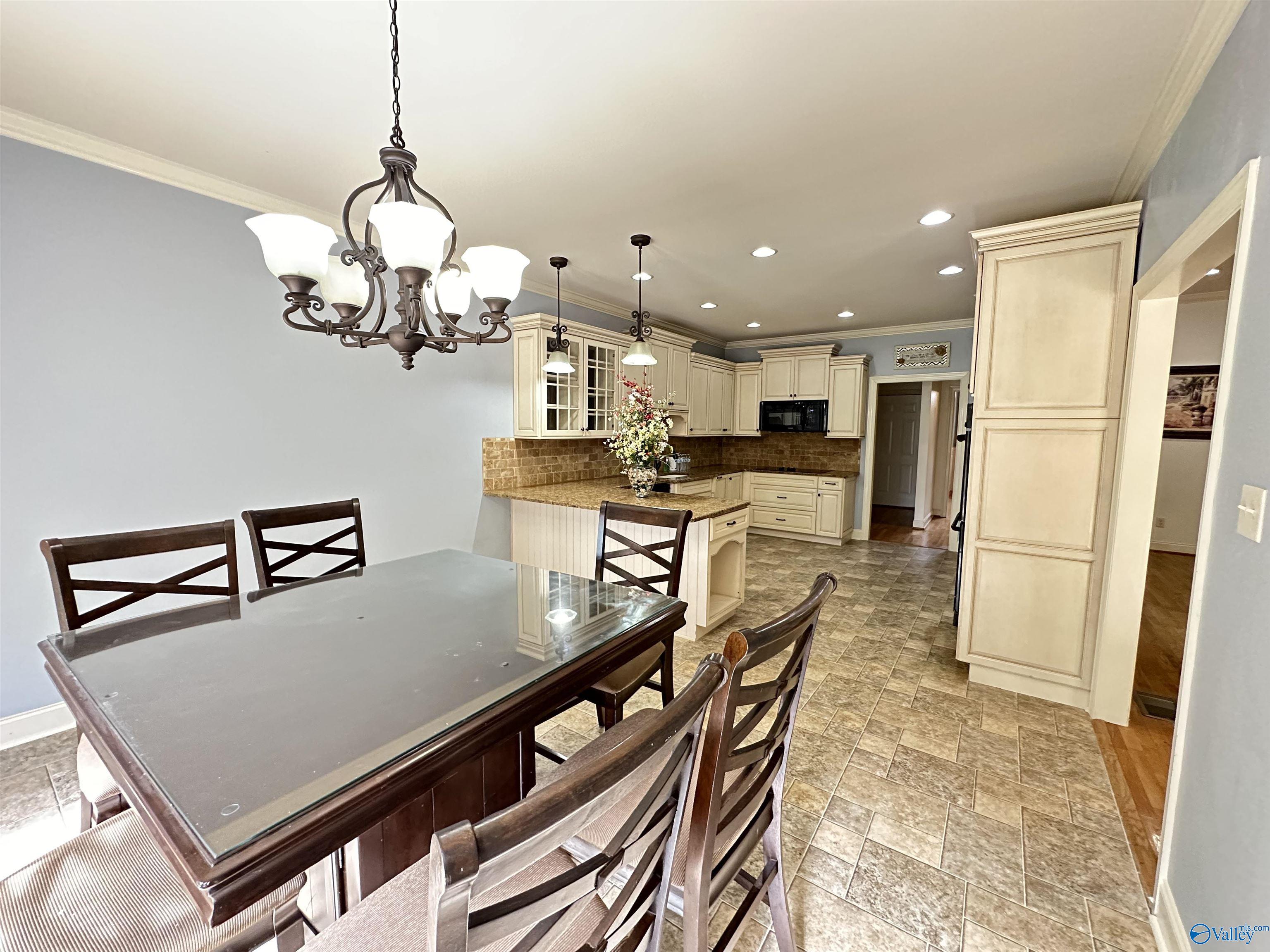 112 Deer Valley Parkway