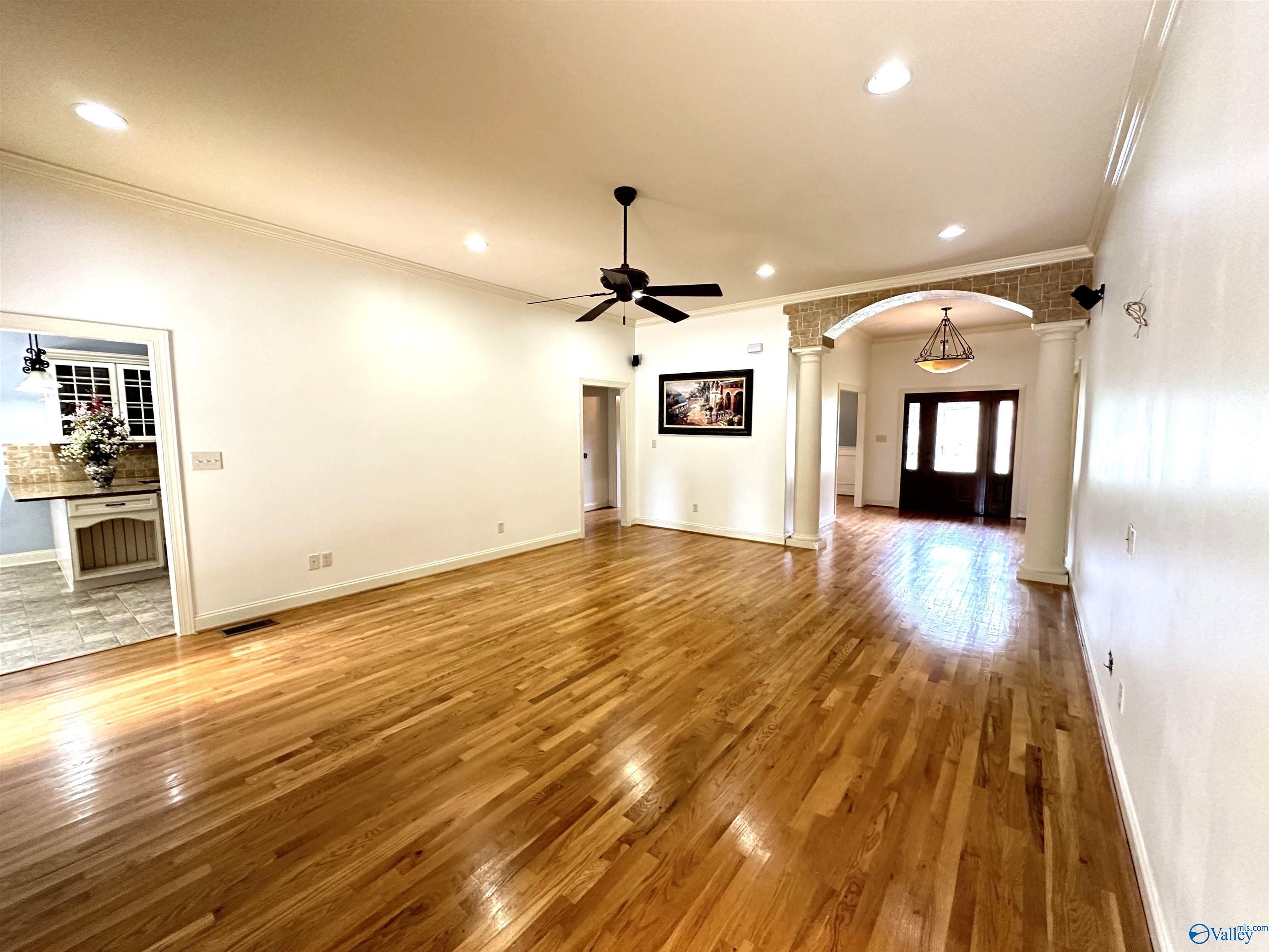 112 Deer Valley Parkway